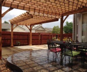 Lire la suite à propos de l’article Comment habiller une pergola ?