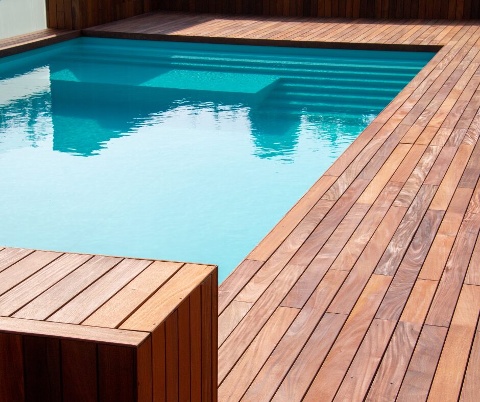 Lire la suite à propos de l’article Comment enterrer une piscine hors-sol en bois ?