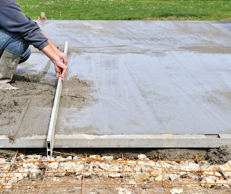 Lire la suite à propos de l’article Comment isoler une dalle en béton en rénovation ?