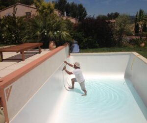 Lire la suite à propos de l’article Comment transformer une piscine en réserve d’eau ?